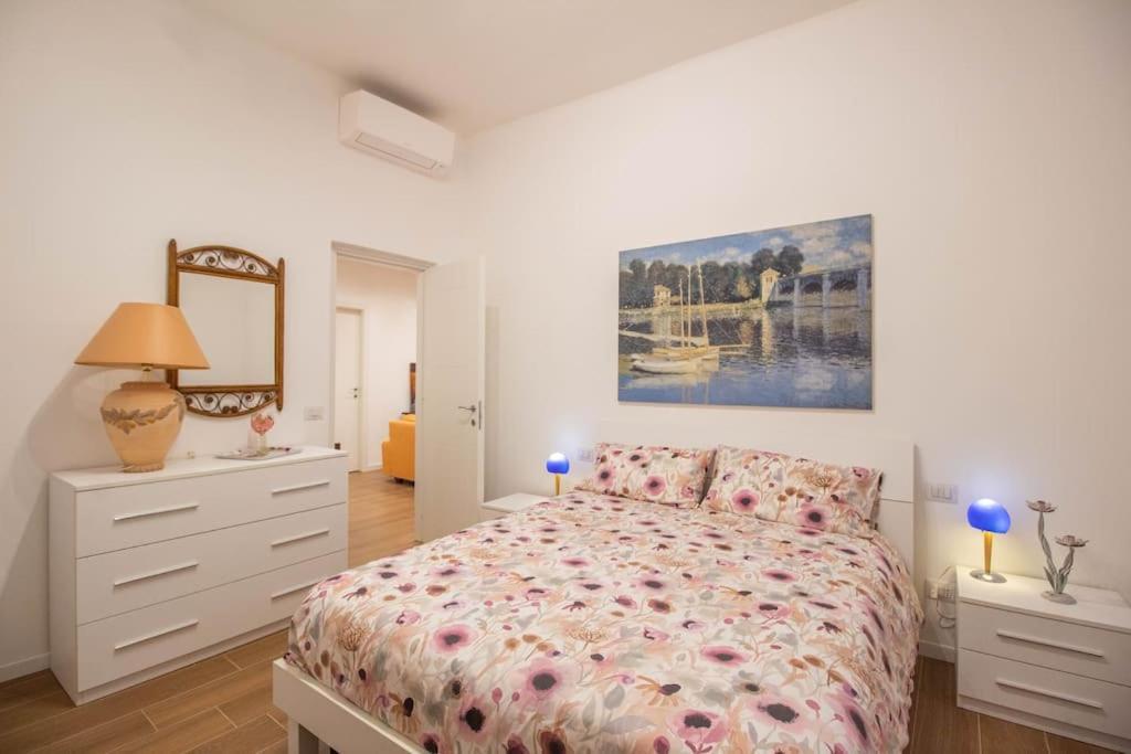 Orange Apartment - Genoa City Center Luaran gambar